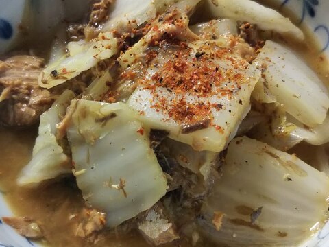 簡単！鯖味噌缶の白菜炒め煮